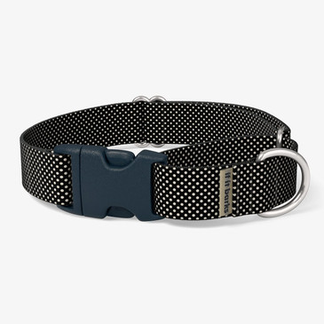 front view of collar front view of collar